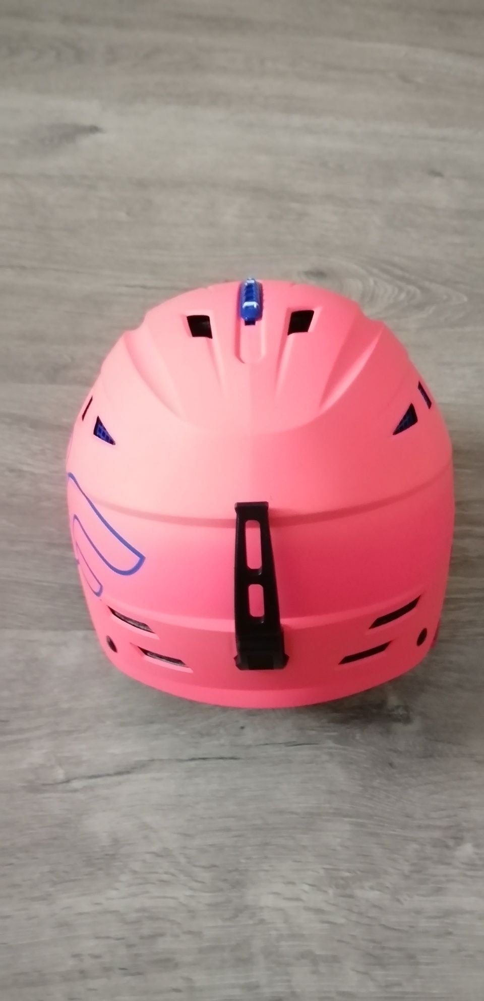 Kask narciarski firmy 4f