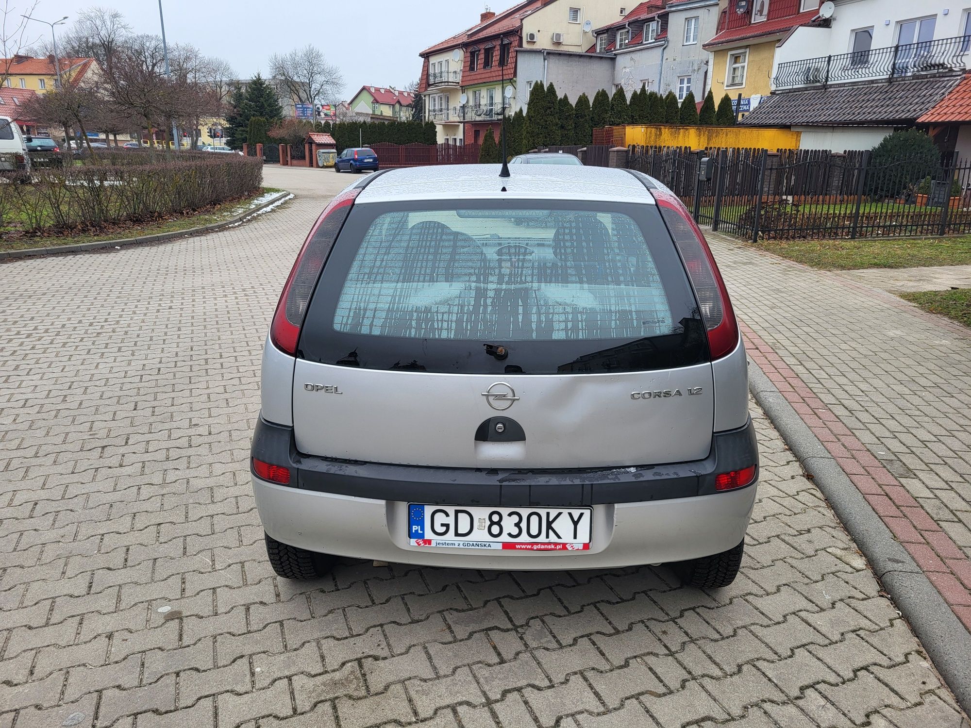Opel Corsa 1.2 bez gaz Automat 2003r