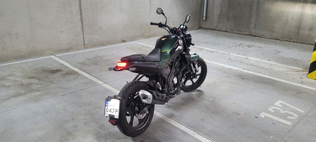 Benelli Leoncino 125