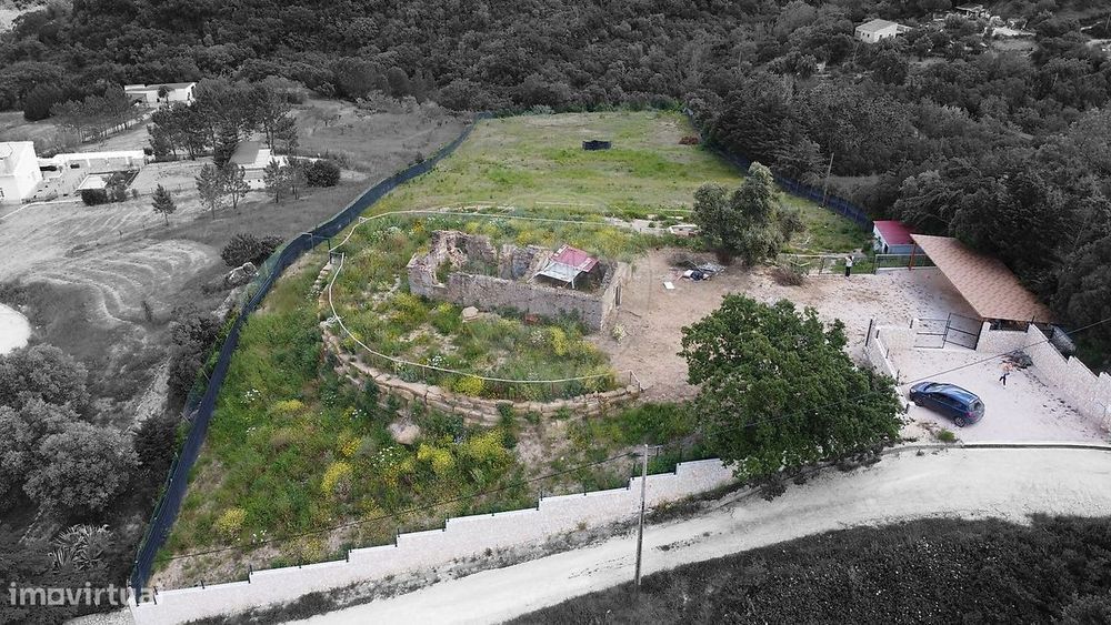 Moradia T4 para venda