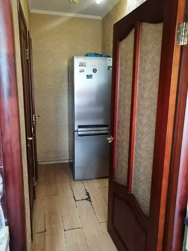 2к роздільна на Виноградарі Ужвій 8 поряд проспект Правди та Свободи