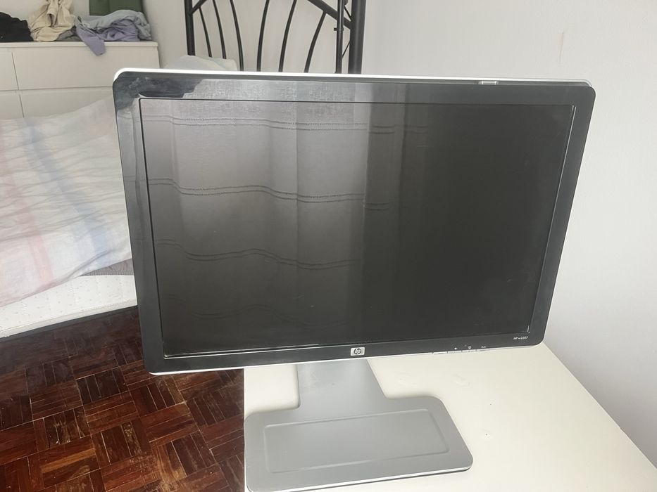 Monitor HP 24’’ IPS Profissional – Rotação Vertical – Excelente Estado