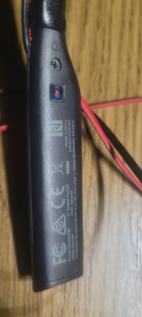 Słuchawki SENNHEISER Momentum Bluetooth 10 godzin pracy  wysoka jaakos