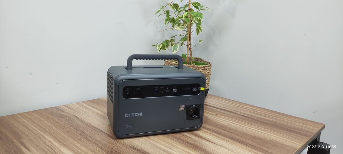 Портативна зарядна станція з розеткою CTECHi GT600 384Wh / 600W