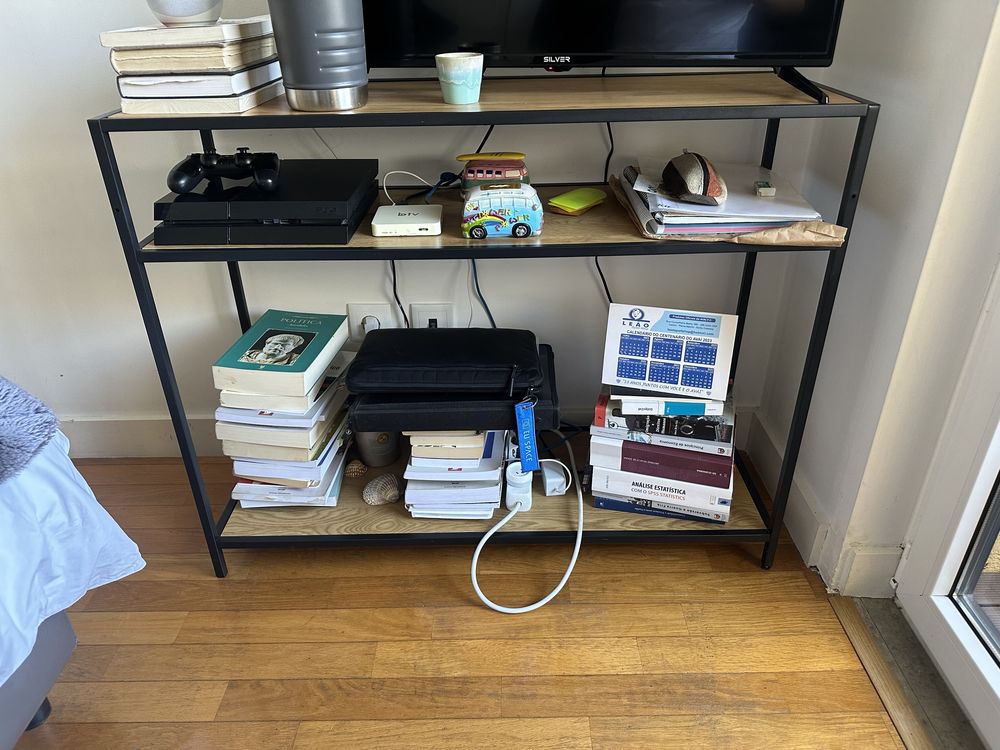 Mesa para Tv ou estante