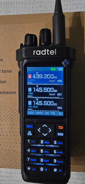 продам RADTEL RT-950 портативная радиостанция 10вт