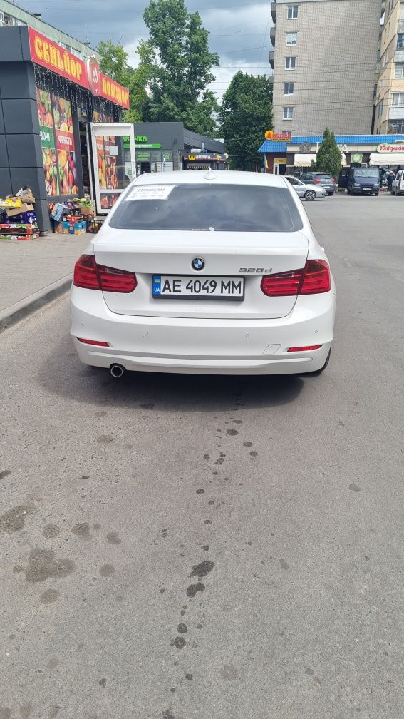 Продам БМВ 320d 2013