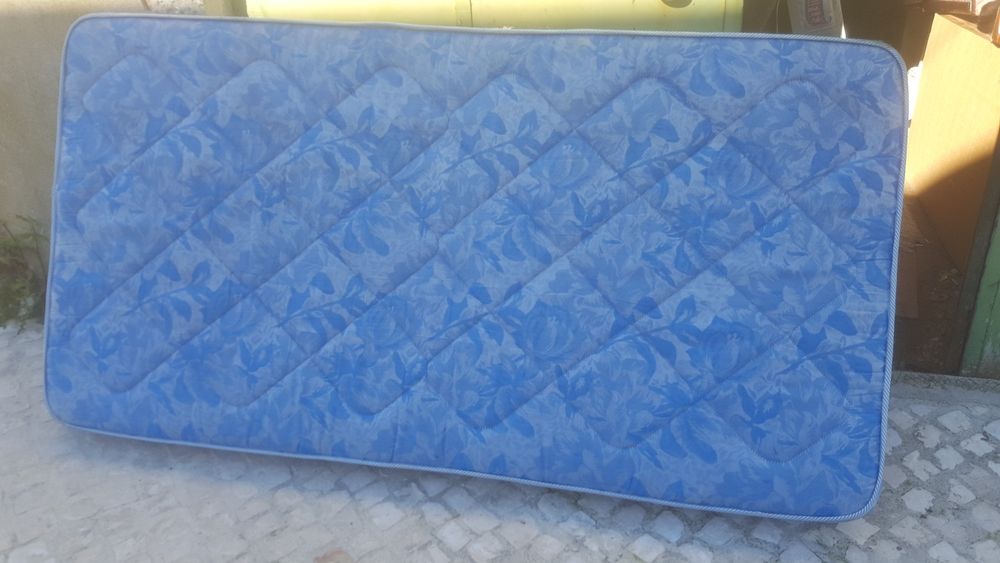 Colchão  para cama de solteiro