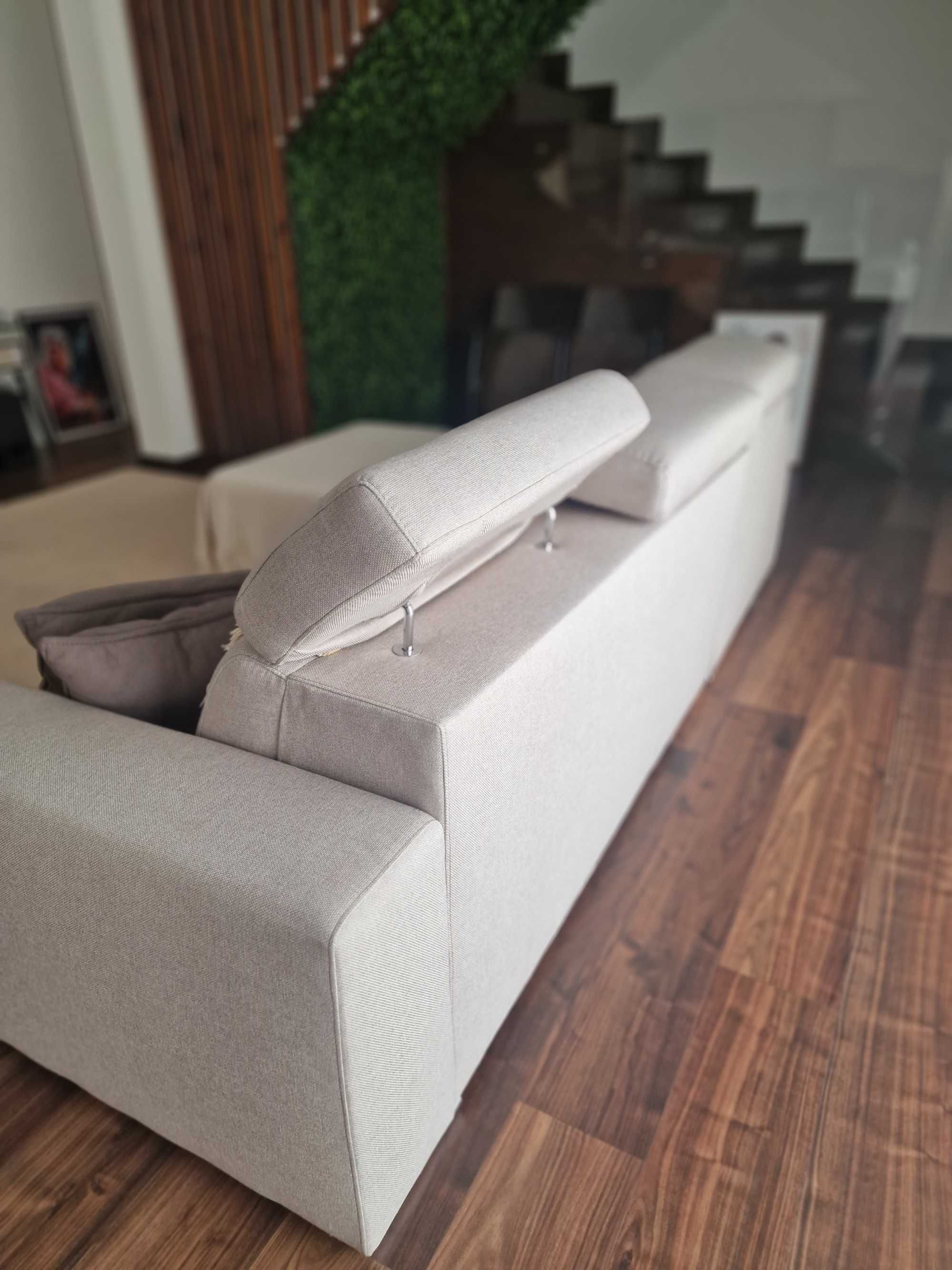 Sofá com chaise long