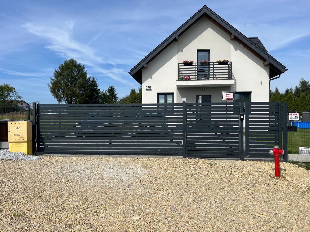 Montaż ogrodzeń panelowych, palisadowych, z bloczków, betonowych