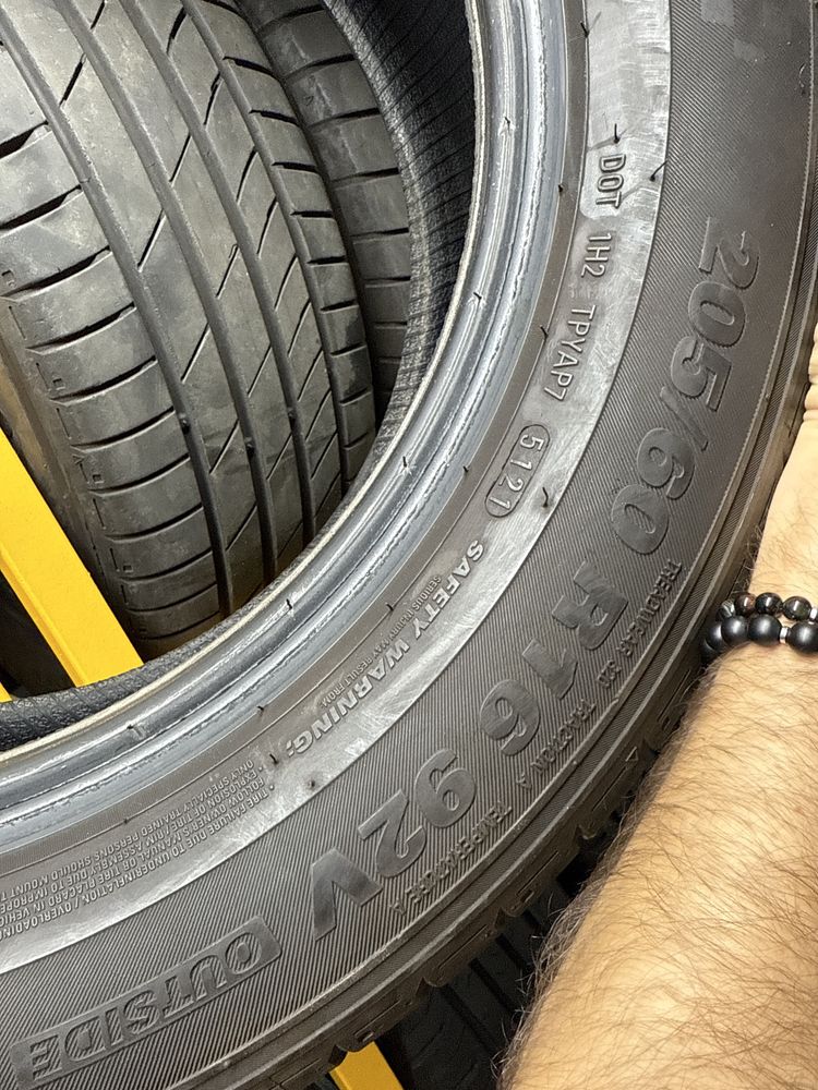 205/60 r16 Kumho 4 шт