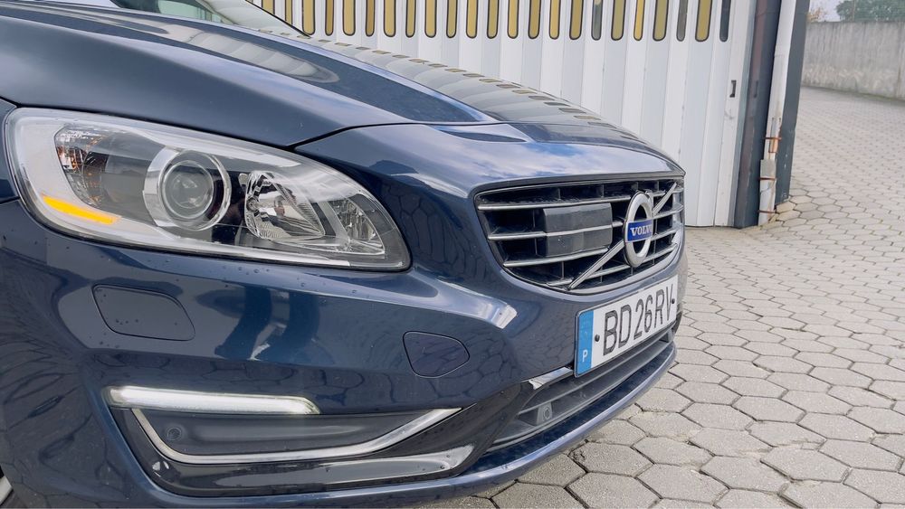 Volvo V60 D6 AWD Plugin Hybrid