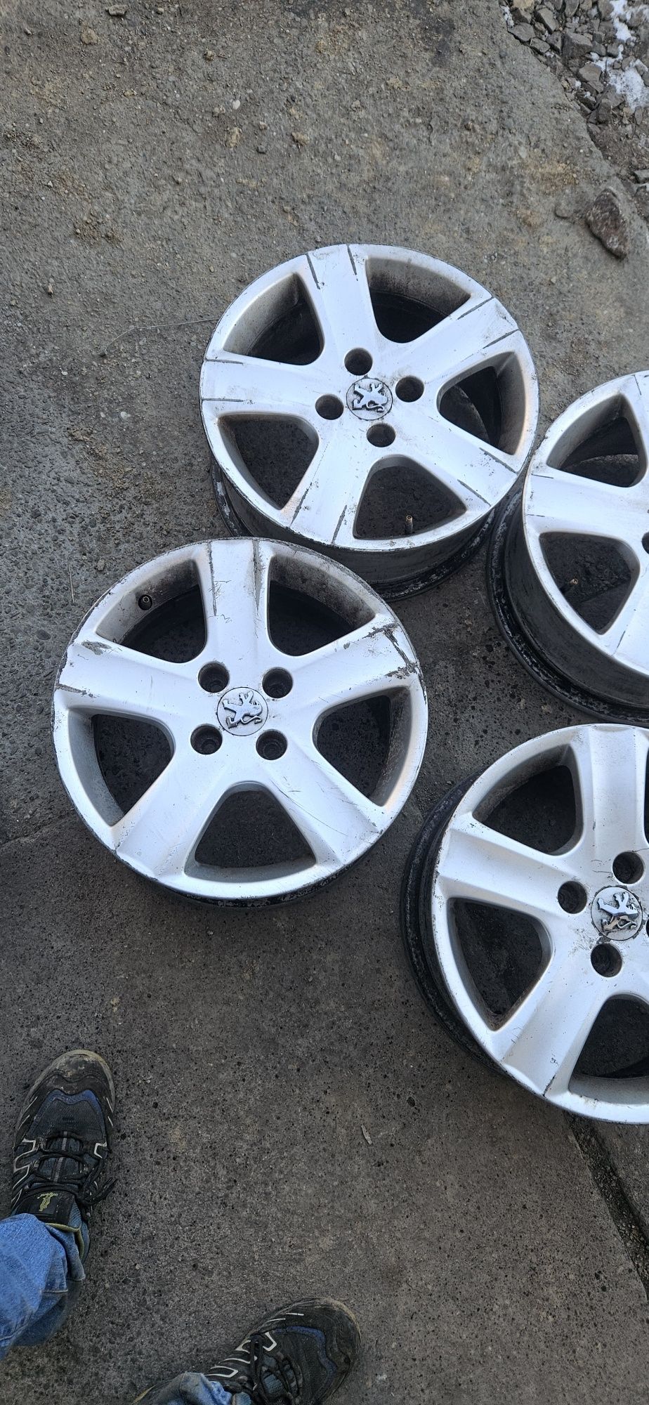 Felgi Aluminiowe 4x108 Citroen Peugot R16 Partner Berlingo C4