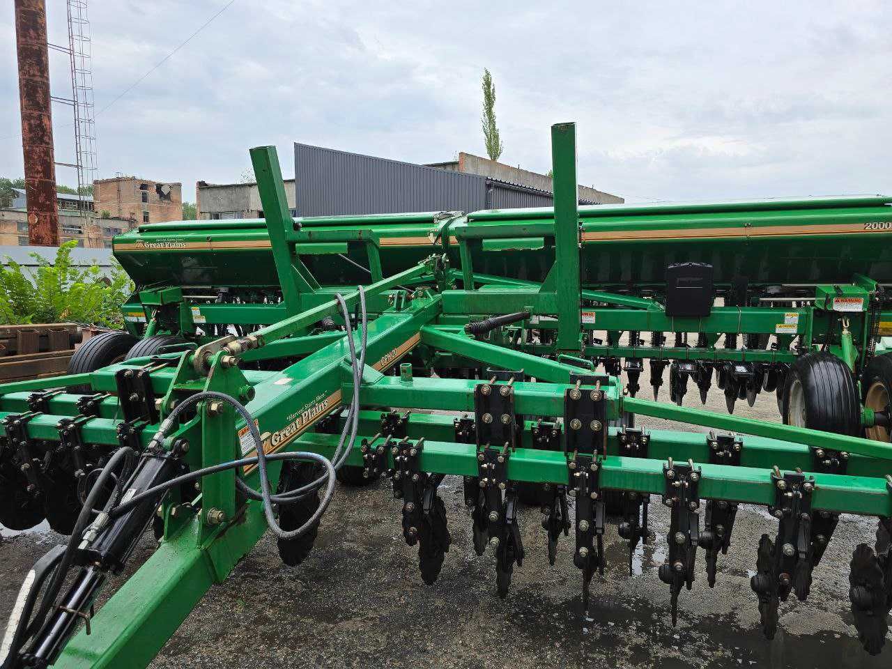 Great PLAINS CHP 2000 , 1500 John Deere грін плей 2000 6м