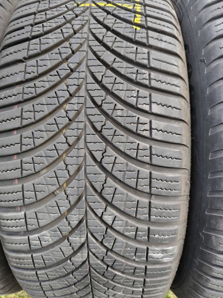 Opony Całoroczne Godyear Vector 4seasons Gen.3 225/45r17 21r 4 szt