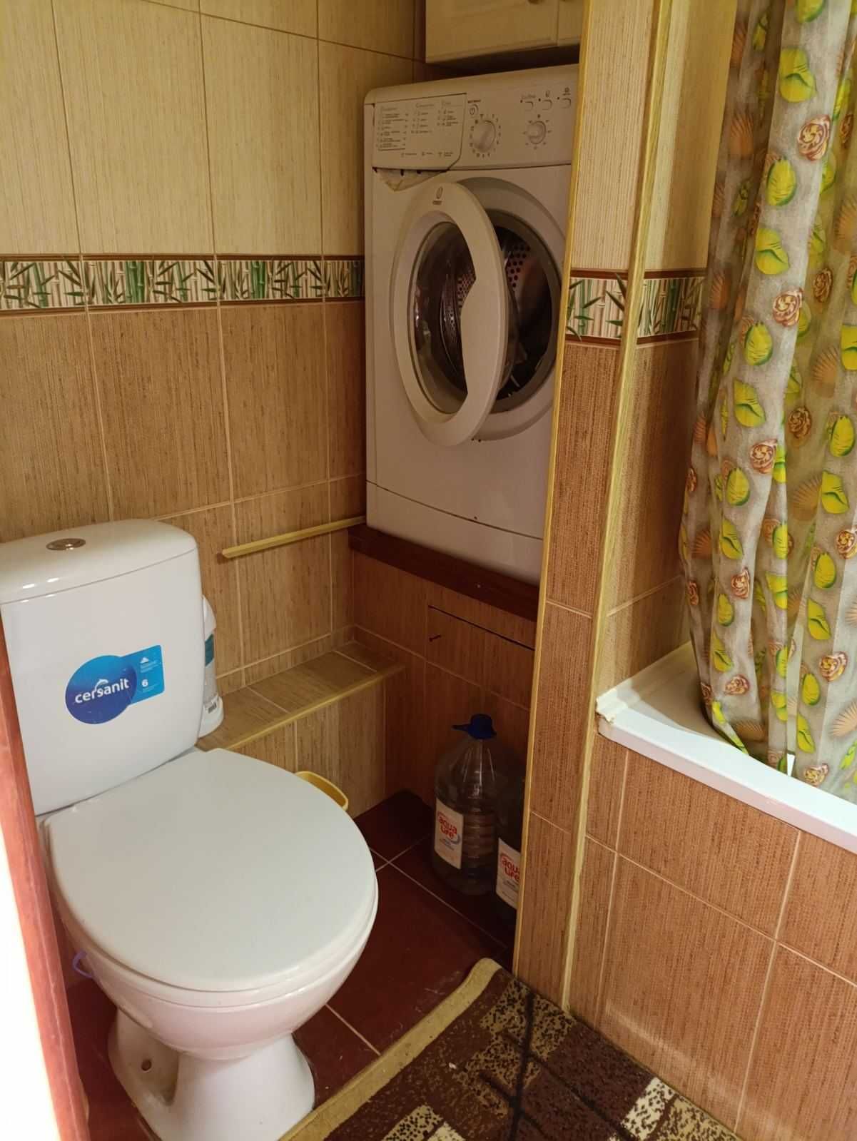 Продам 1 к.кв. м. Наукова, Ботанічний сад, Саржин Яр