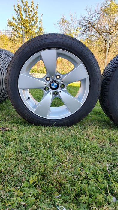 Sprzedam felgi 17" BMW et20 oraz opony zimowe Dunlop rok prod 2022
