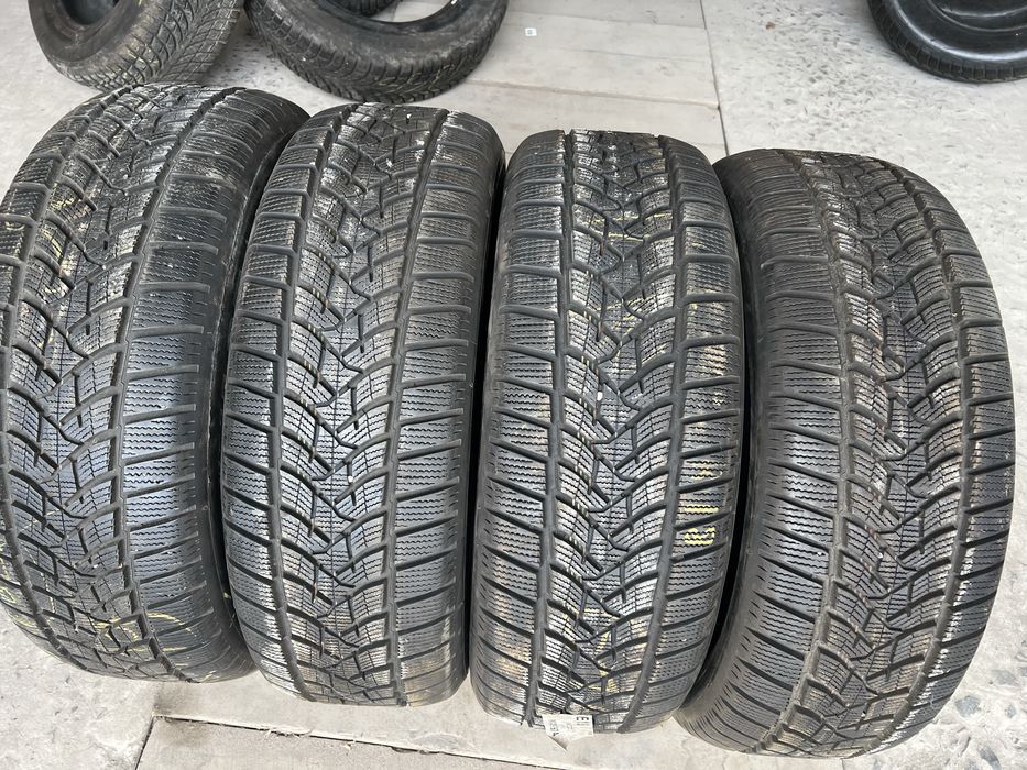 Шини резина DUNLOP 235/60 18