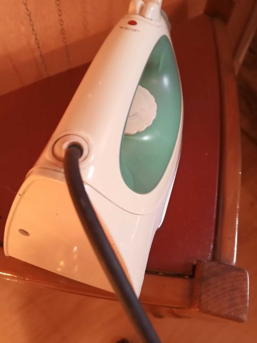 Праска. Sanusy..