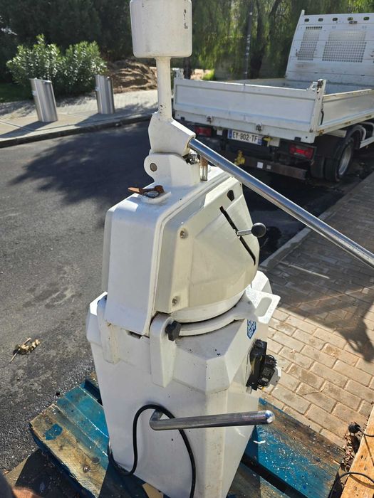 Divisora Manual de Massa – M.M. SPF Modelo REB/S30