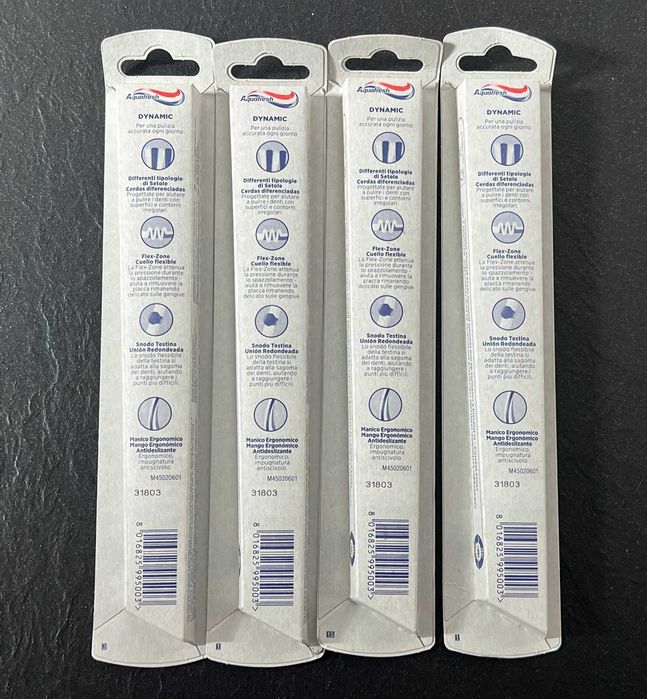 Aquafresh Dynamic Soft Szczoteczka do zębów dla dorosłych 4 sztuki