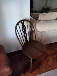 Mobiliário de estilo Windsor