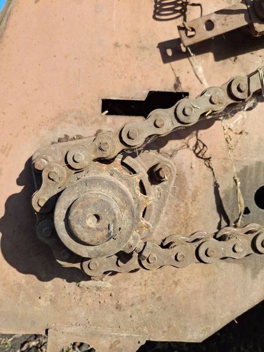 Прес-підбирач ПРФ-180