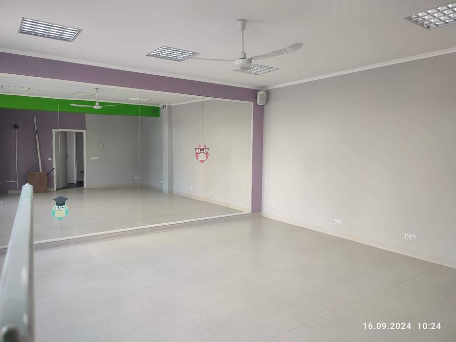 Wynajmę lokal ok 50m2, Super lokalizacja- Łowicz Starzyńskiego 1