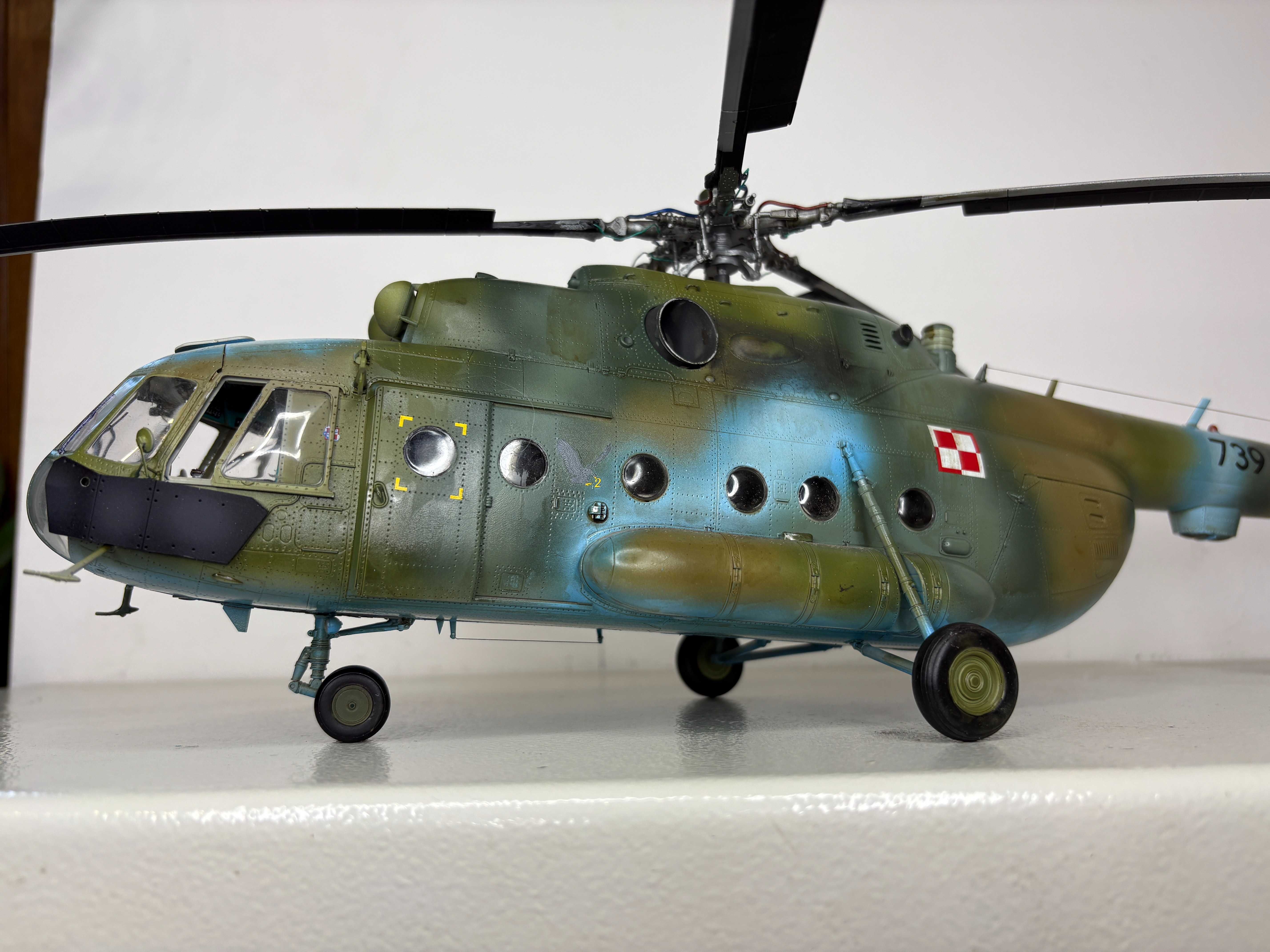 Śmigłowiec Mi-17 POLSKI Helikopter GOTOWY 1/35