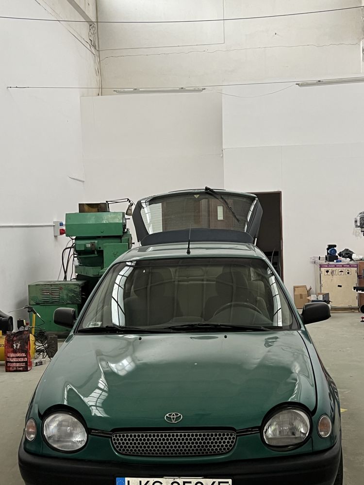 Toyota corola e 11 części