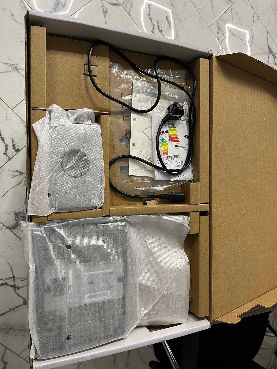 Монітор DELL модель SE2416H