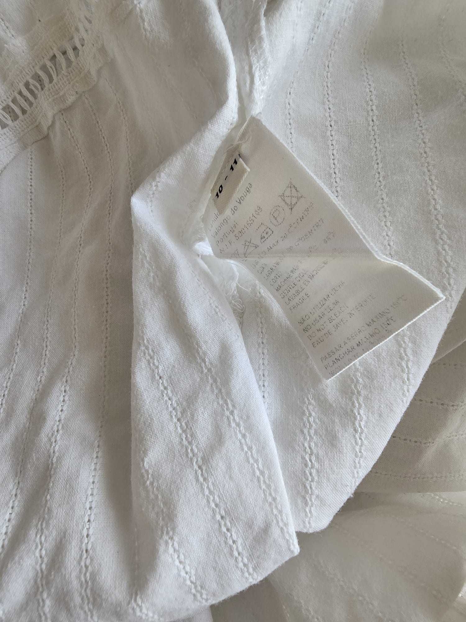 Blusa Branca com Bordado da Lanidor Jovem