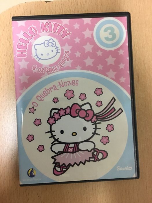 Hello kitty. O quebra nozes DVD