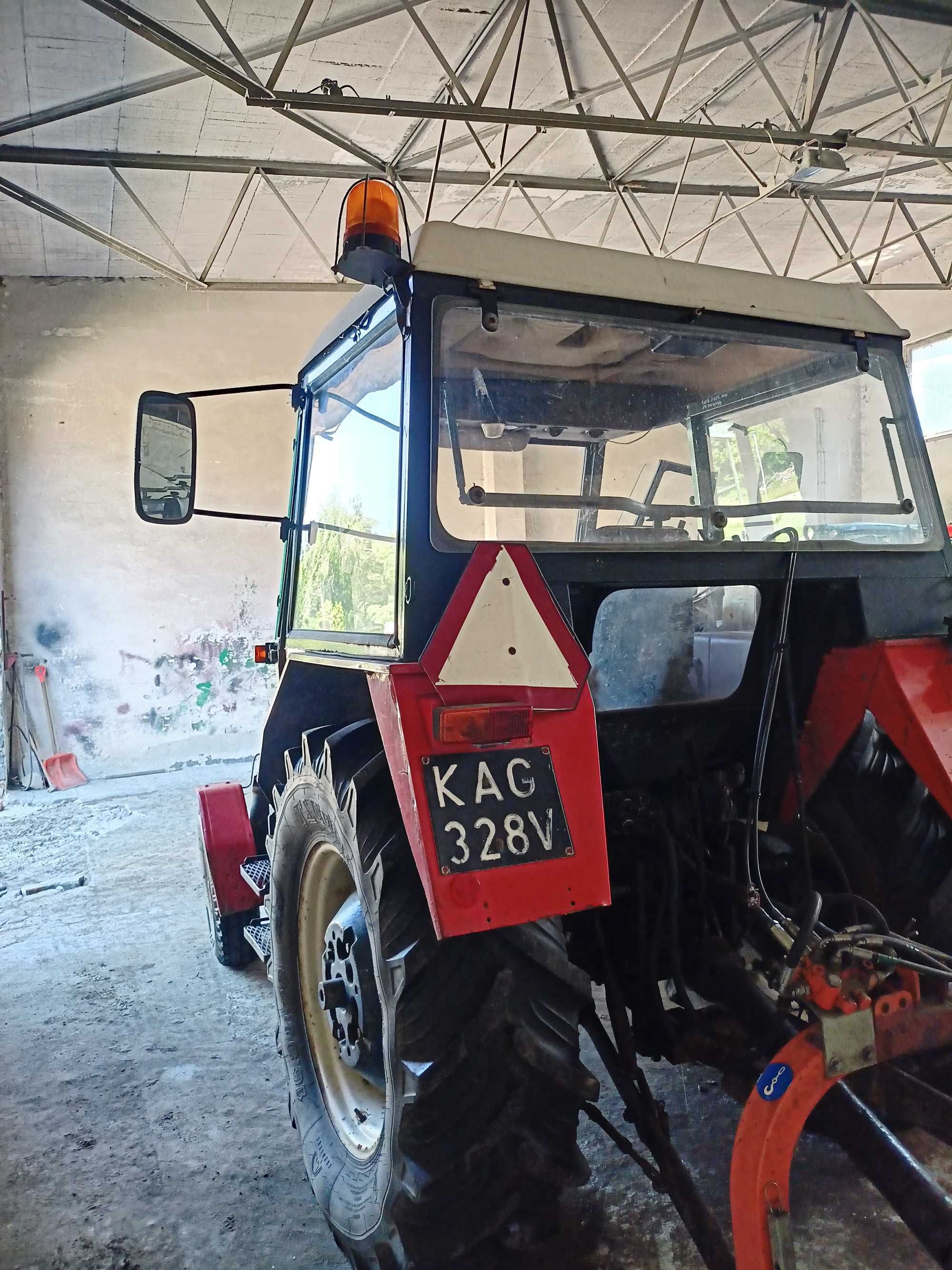 Ciągnik Zetor 7211