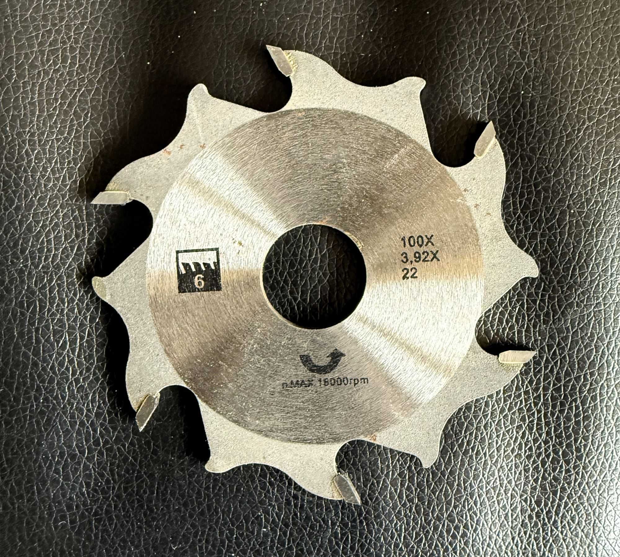 Tarcza tnąca do frezarki do łączników płaskich 100 mm x 22mm x 3,92mm
