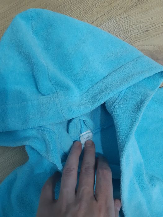 Szlafrok r. 104/110 kąpielowy basenowy