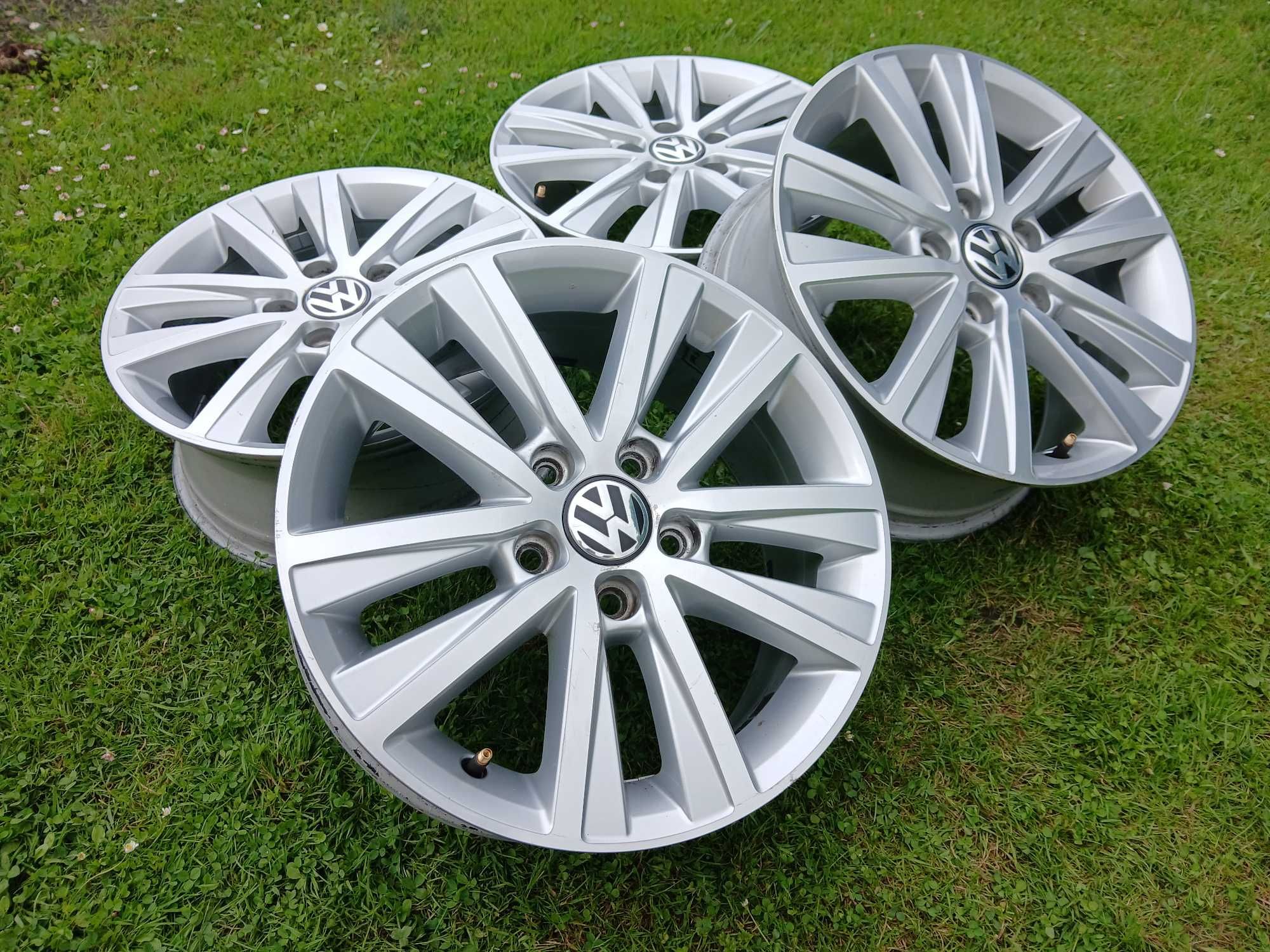 Alufelgi 16'' ORYGINALNE VW Caddy Golf Passat Sharan Touran Tiguan FV