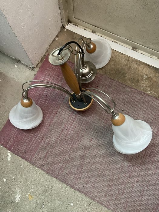 Tres camdeeiros um conjunto