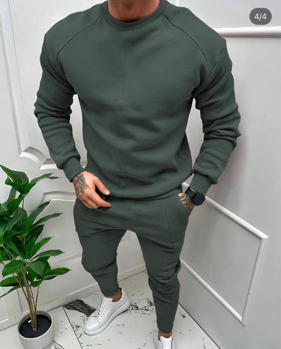 Чоловічий теплий костюм