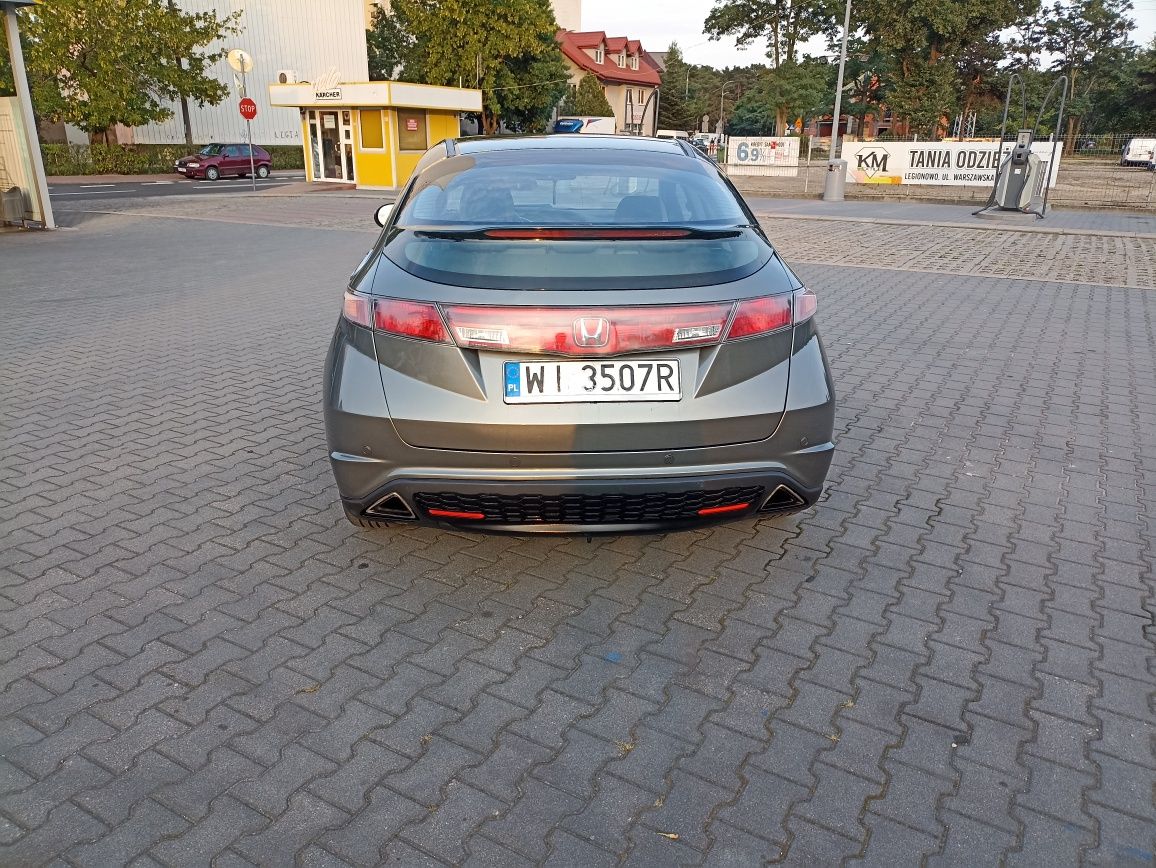 Honda Civic UFO  1,8 Executive 2008r.