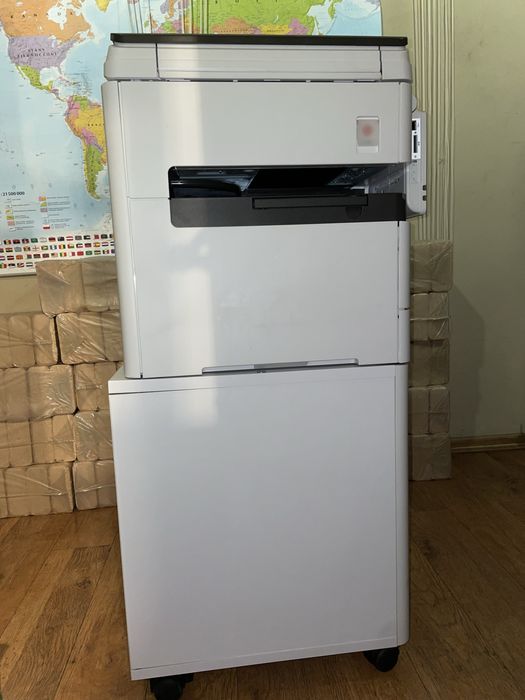 Kserokopiarka Ricoh MP305+ (w zestawie z szafką na kołkach)