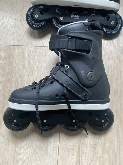 Rolki Razors Cosmo rozmiar 40