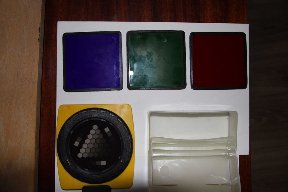 Фотозбільшувач  польський  Кrokus 4,  color SL,  6-9.