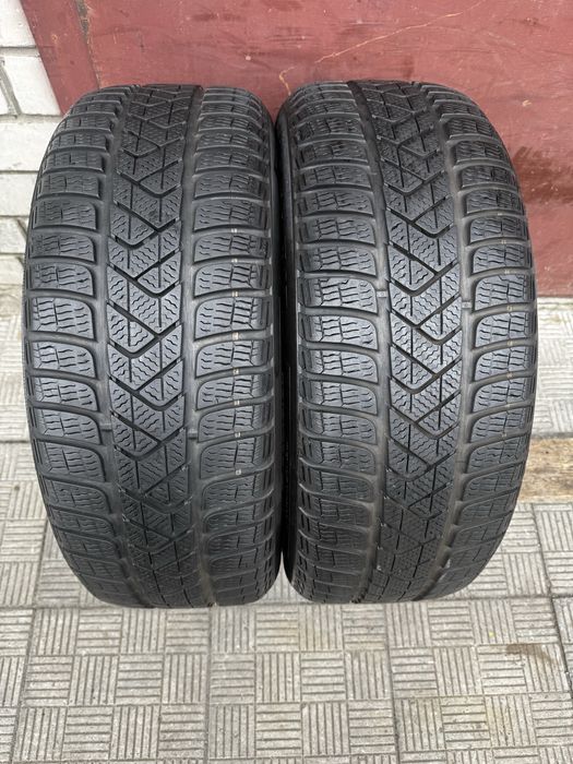 215/55/17-2 шт Піреллі оригінал з Німеччини