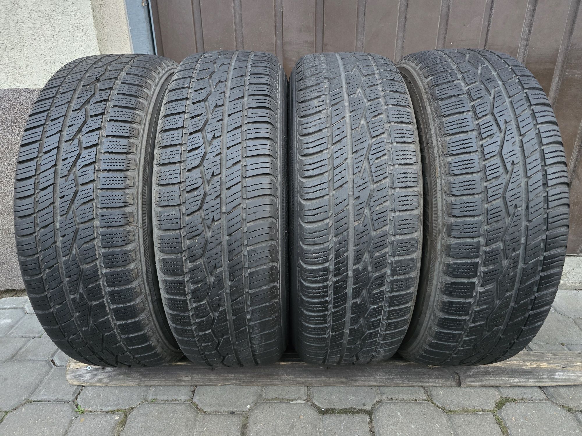 Felgi z oponami 185/65R15 Peugeot Partner 207 4x108 Citroen Berlingo C