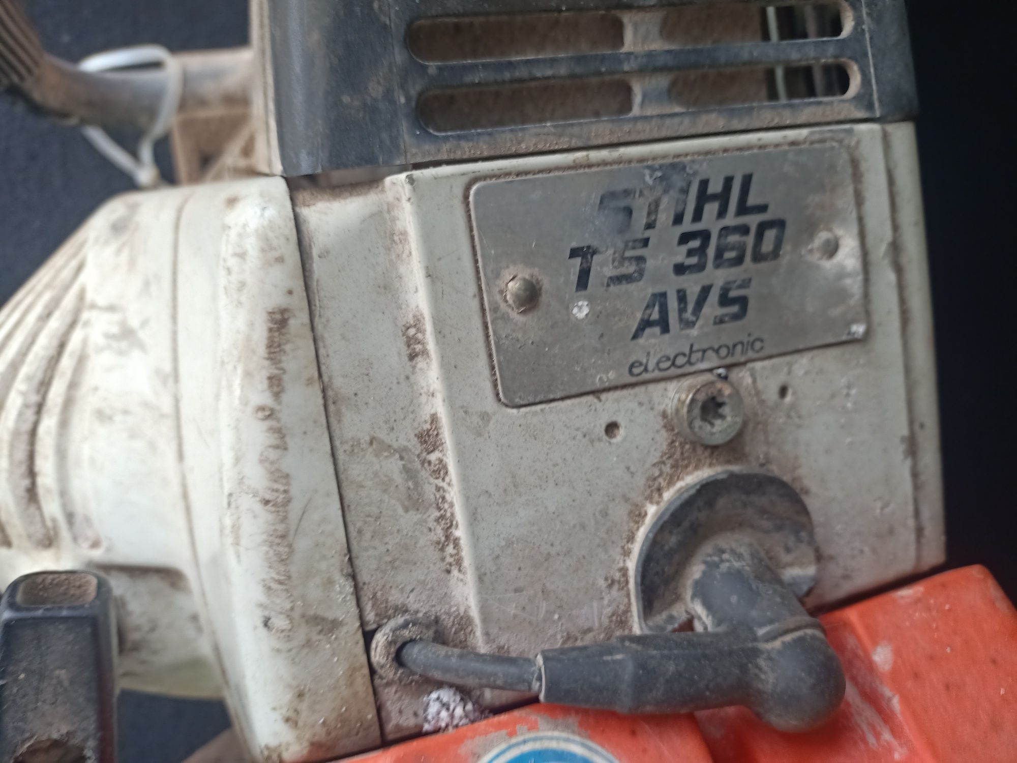Stara kolekcjonerska przecinarka PIŁA SPALINOWA STIHL TS 360