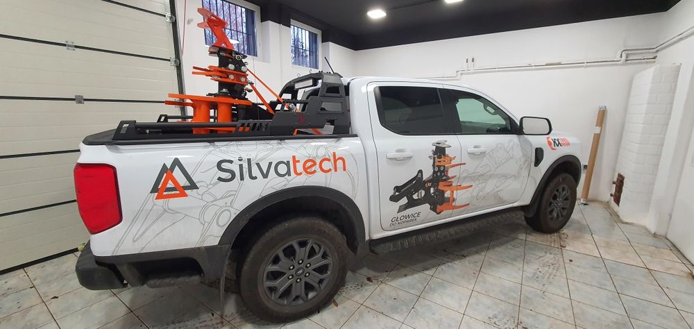 Głowica chwytak koparka ładowarka do wycinania drzewa gałęzi krzaków