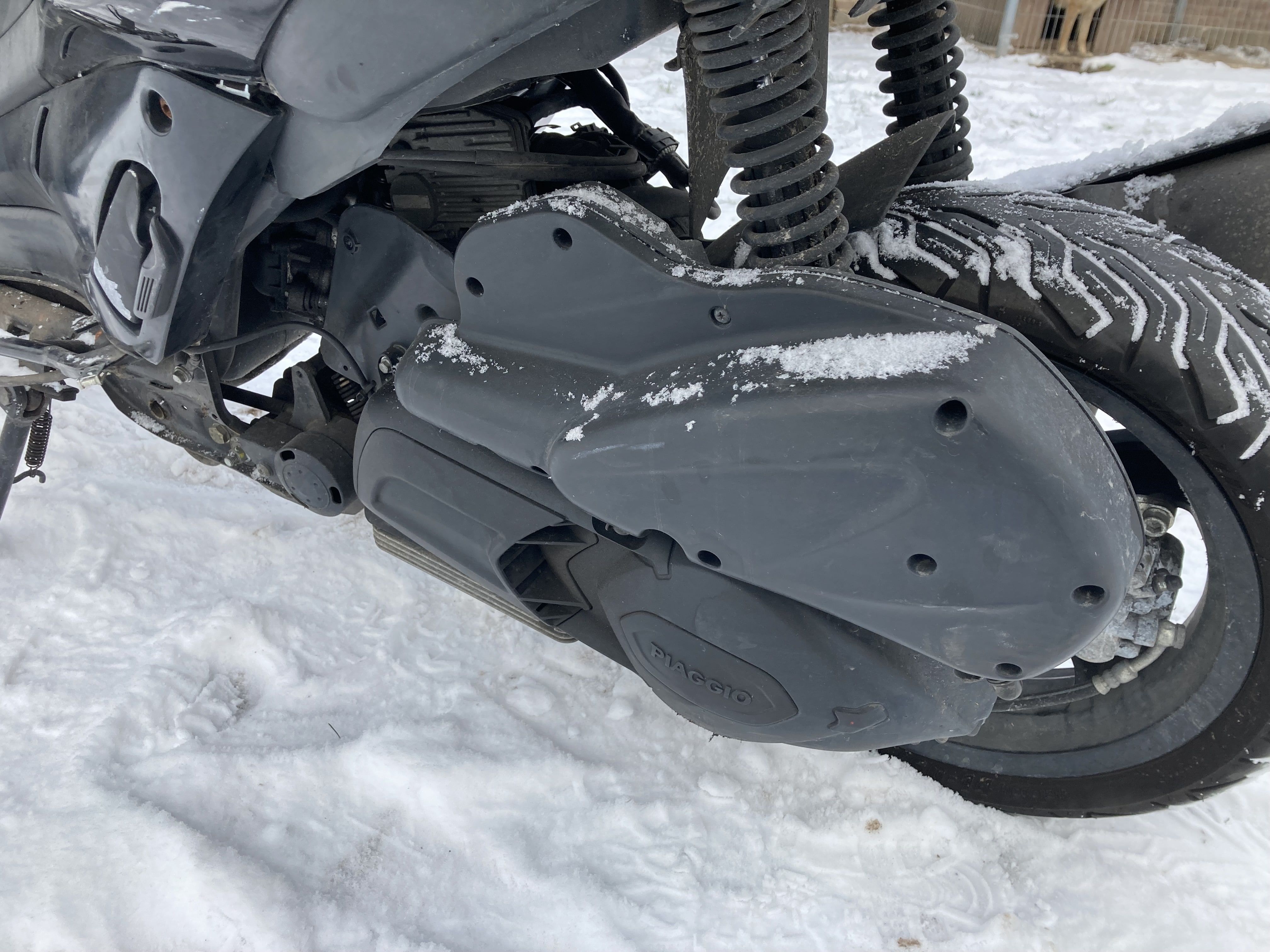 Gilera Nexus 300 części czasza osłony silnik kokpit linka lagi