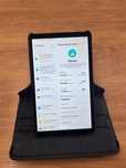 Tablet Samsung Galaxy Tab SM-X110 Preto (Inclui Capa em Azul)