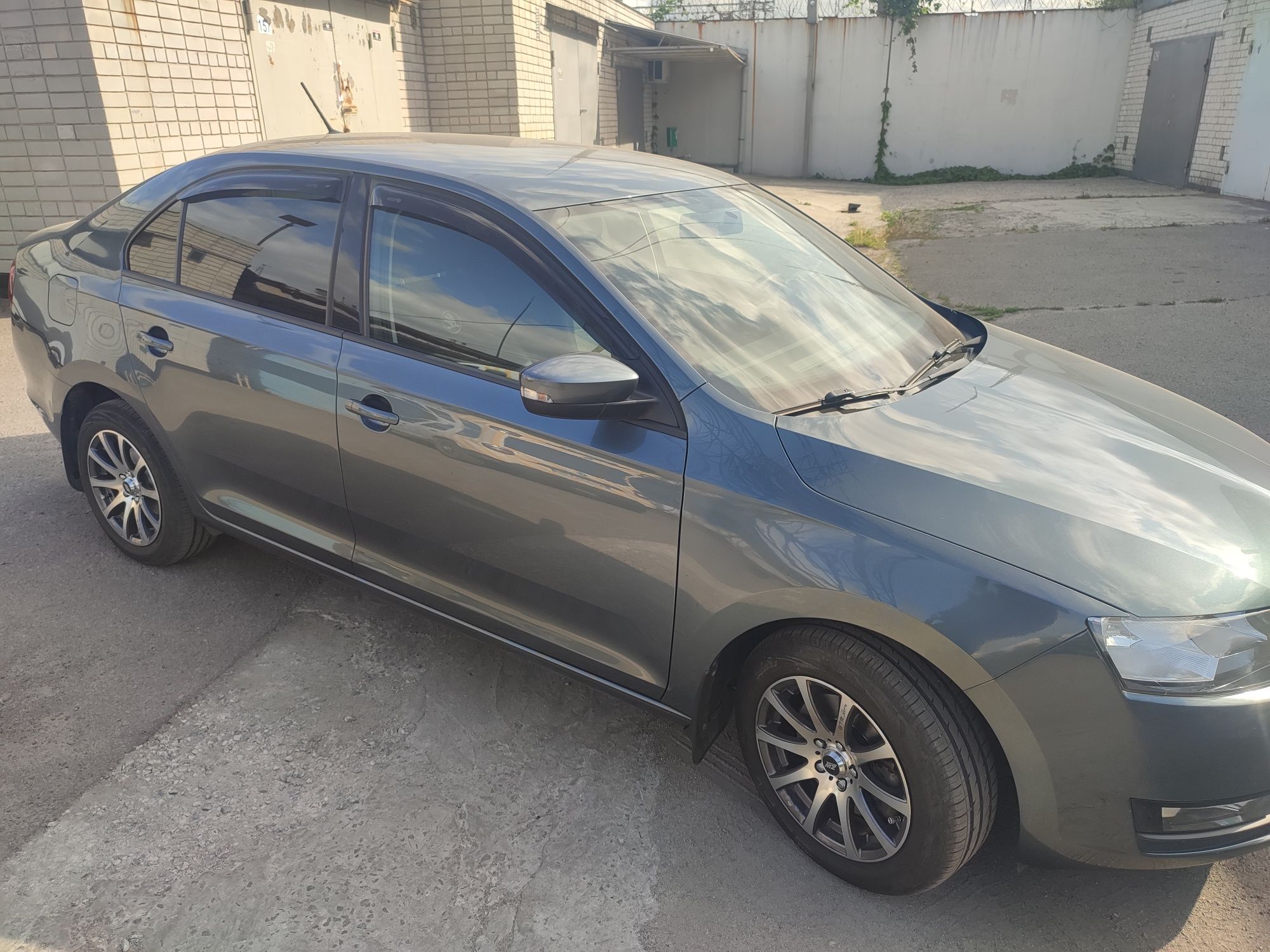 Skoda Rapid 1,6 2018 год